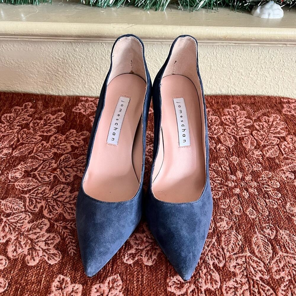 James Chan Women’s Anika Curvy Blue Suede Heels Size 6 Holiday Party Classic - Picture 3 of 11